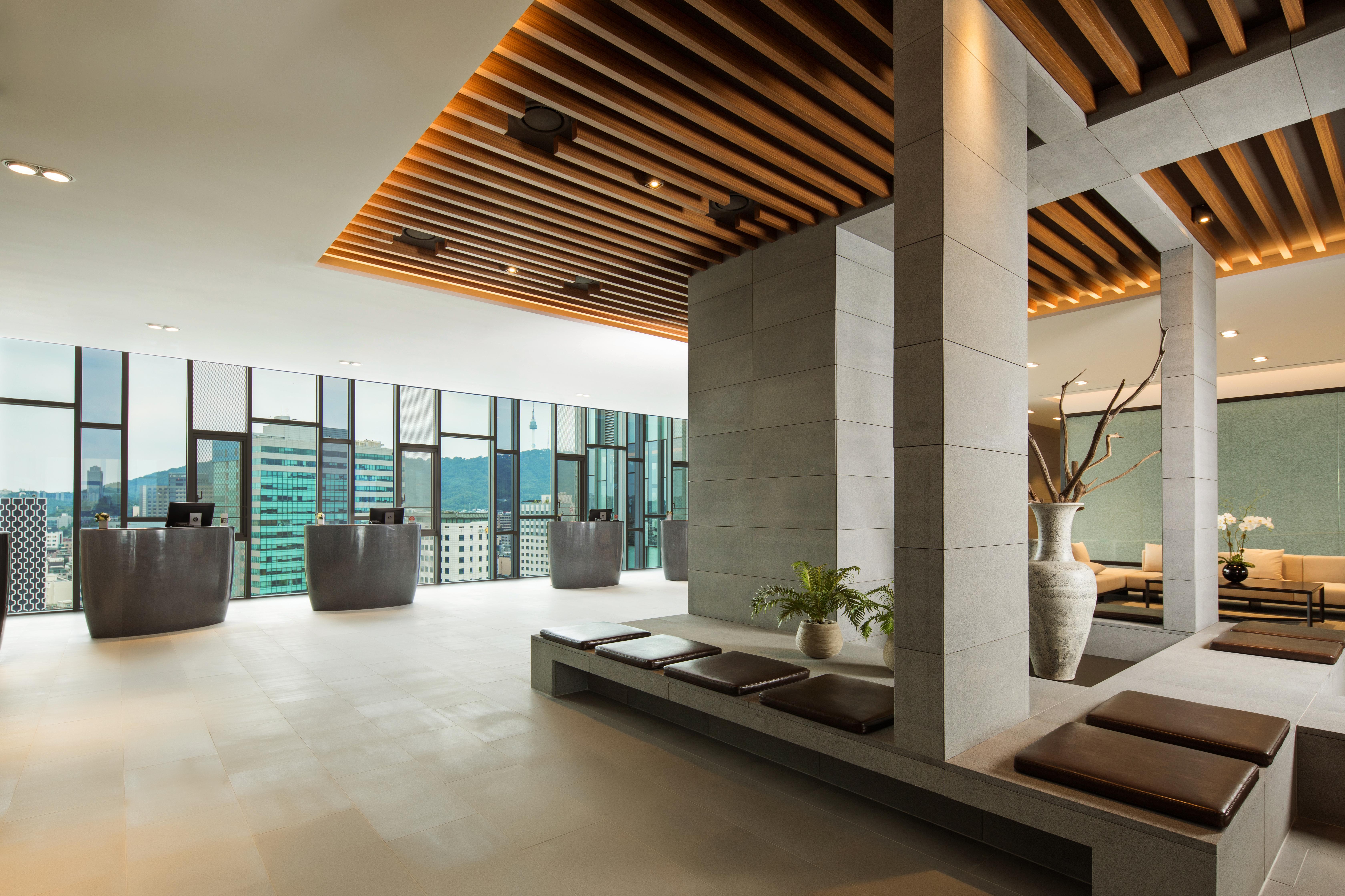 Novotel Ambassador Seoul Dongdaemun Hotels & Residences Exteriör bild The lobby of the hotel