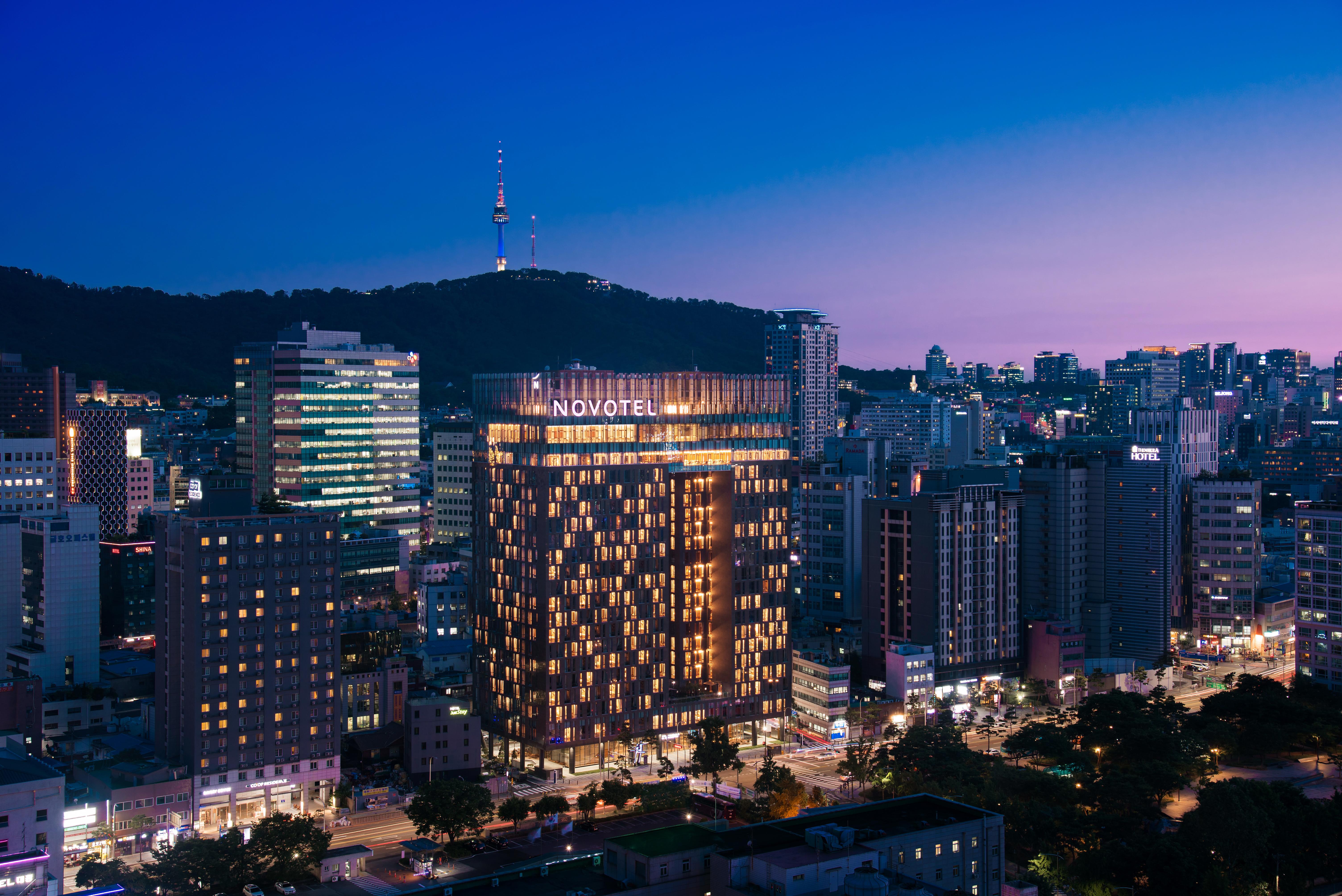 Novotel Ambassador Seoul Dongdaemun Hotels & Residences Exteriör bild