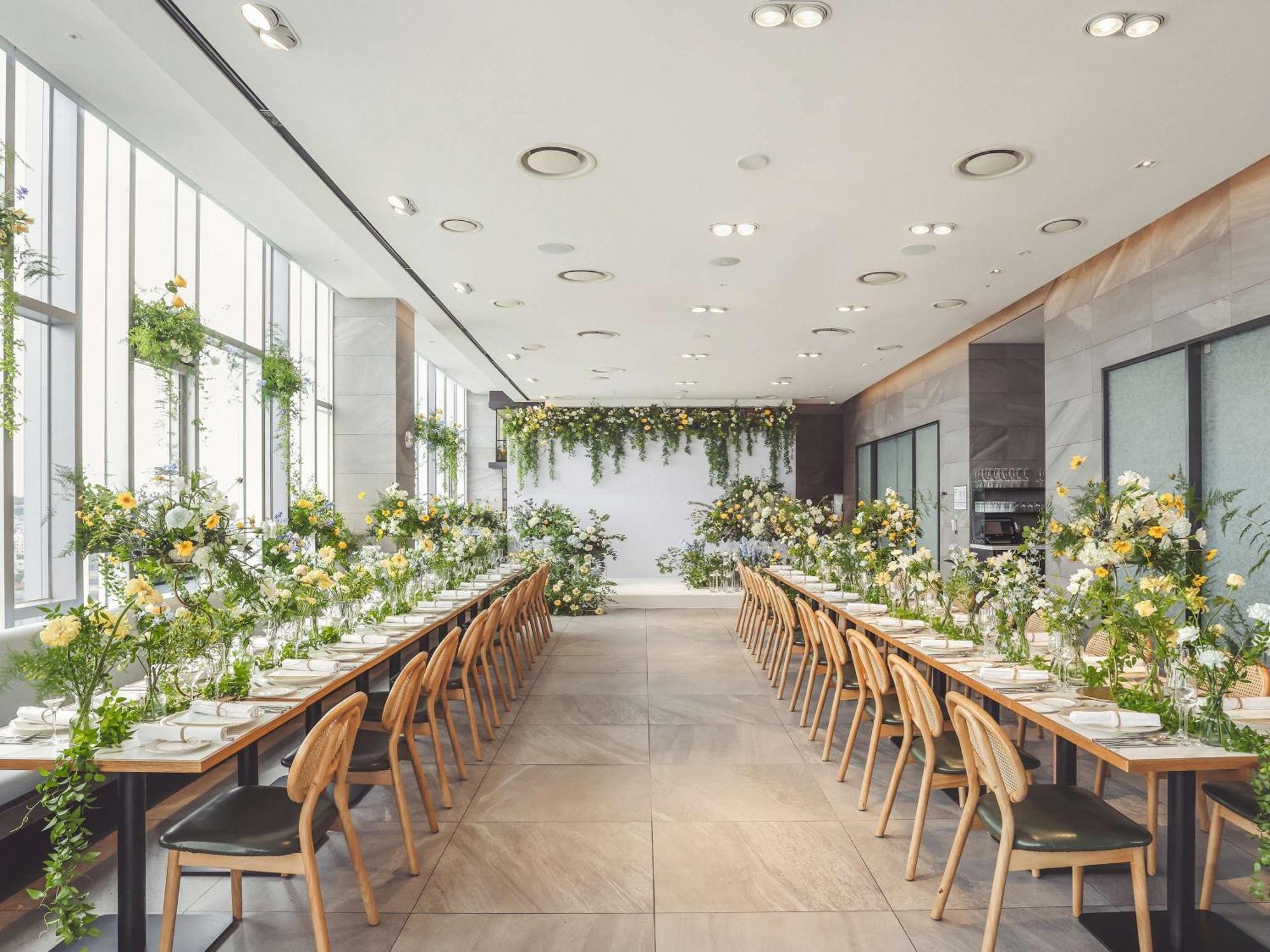 Novotel Ambassador Seoul Dongdaemun Hotels & Residences Exteriör bild The interior of the restaurant