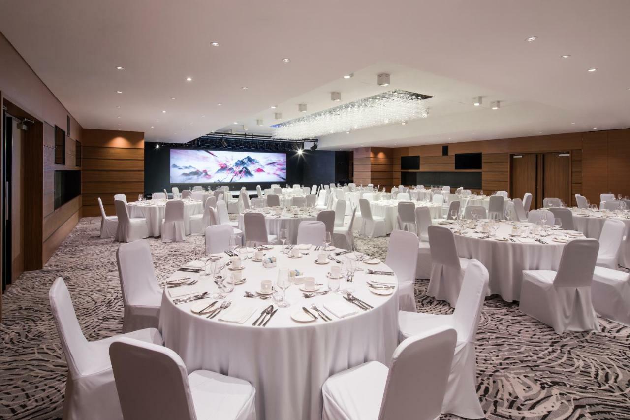 Novotel Ambassador Seoul Dongdaemun Hotels & Residences Exteriör bild The ballroom